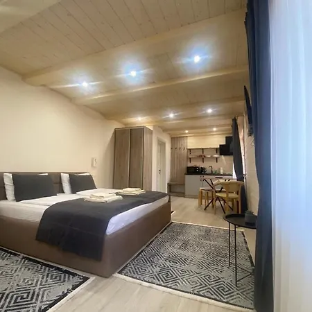 Smerekova Hata בית הארחה