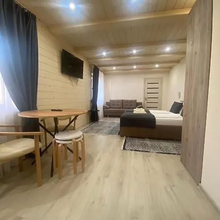 Smerekova Hata Mizhhirya (Transcarpathia)